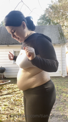 484141029_practicing-running-to-the-door-to-pick-up-my-doordash-order_3.m4v