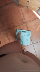 1243756490_i-weighted-myself-you-can-see-how-much-i-weigh-now-here-i_2.mp4