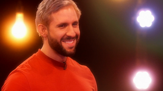 Naked.Attraction.UK.S07E05.Nicola & Mark.1080p.mkv