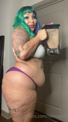 233913590_chugging-a-pitcher-of-wg-shake-at-220-its-wild-how-much-bi_0.m4v