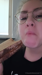 825441651_feeling-very-very-very-hungry-today_5.mp4