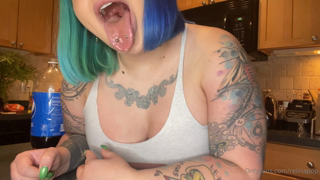 283485259_tongue-drool-fetish-video-for-everyone-who-loves-a-ready-m_0.m4v