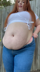 730868440_my-friends-told-me-to-wear-jeans-and-a-cute-top-but-my-jeans_0.m4v