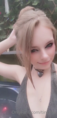 350587147_chilling-out-in-a-hot-tub-its-so-hot-today_0.mp4