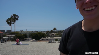 Cutie Puts Her Legs Behind Her Head - Anna De Ville & Richie Black.mp4