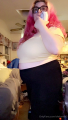 1376546880_burping-bloating-belly-fetish-shtuff-and-my-morning-face-lol_1.mp4