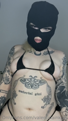 435407450_you-don-t-need-to-know-my-face-just-my-body-videos-final_2.m4v