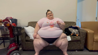 1234573002_woohoo-i-finally-got-some-new-clothes-this-wardrobe-update_0.mp4