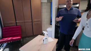 A Stepmom Has Needs - Lexi Luna.mp4