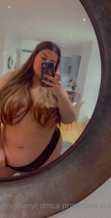33191105_my-boobs-are-actually-naturally-perfect_1.m4v