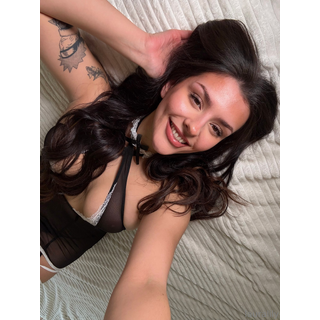 bambibrookss_1536804779_source.png