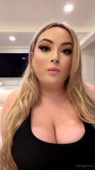 1051624146_did-a-little-impromptu-eating-vid-want-to-see-the-full-vid_0.mp4