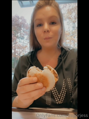 0h7qalos6v9qr82xu3hut_source.mp4