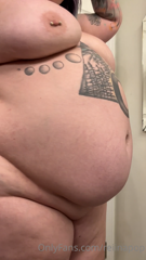 589581849_so-stuffed-i-barely-fit-in-the-frame-going-to-stuff-again_5.m4v