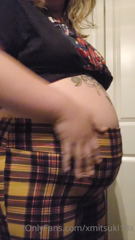 433138537_quick-not-so-little-morning-belly-play-do-these-ever-get-o_2.m4v