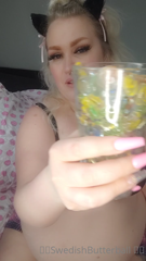 278194677_swallowing-glass-marbles-2-0_0.m4v