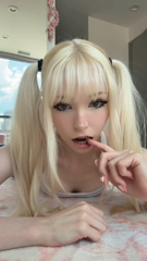 814689763498926080.mp4