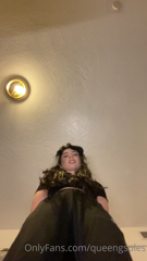 queengsoles 05.mp4