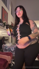 1730869952_just-had-a-big-bowl-of-pho-and-did-a-little-liquid-bloat-whi_4.mp4
