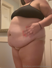 1181674165_this-belly-is-getting-out-of-control_0.mp4