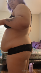 1224182019_i-had-a-fat-and-filling-day-yesterday-reminder-we-are-ha_25.mp4