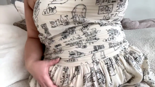 1152962903_baaabe-i-think-this-dress-might-be-a-little-tiiiight-help-m_6.mp4
