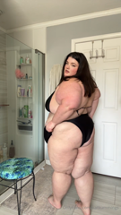 752888960_let-me-strip-for-you_0.mp4