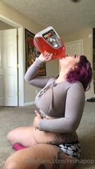 534041025_one-of-you-asked-me-if-i-remember-that-time-i-chugged-a-gall_7.m4v