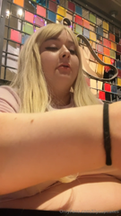 0hhl7176a9ililt89007x_source.mp4