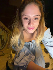 SophieVJ_2025-10-26_18-40-32_963.mp4