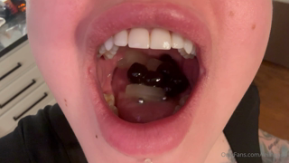 1538154440_i-want-you-to-bounce-on-it-crazy-style-everyone-say-thank-y_2.mp4