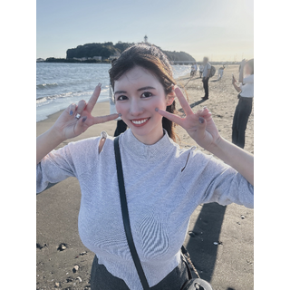 おつあこ-゚今日は午前中撮影で、その後プライベートで江ノ島行ったよ大好きな海見れて嬉しい楽しかった早起きしてねむあ_2025-10-17_053136_ako_kimu_4073.jpg