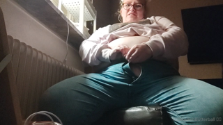 190845461_i-wish-daddy-was-here-to-play-with-me_0.m4v