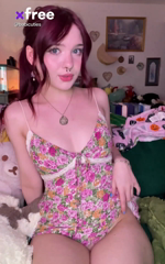 Floral romper babe gets soaked with her dildo and wand - @babicutiess Sex Reel On xfree.com – TikTok Porn & Shorts.mp4