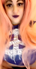 130506820_my-tits-actually-barely-fit-in-this-shit_0.mp4