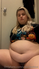 539301049_needing-endless-belly-rubs-snacks_7.m4v