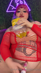 551130707_love-the-end-of-a-chug_0.m4v