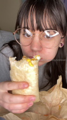 1396420157_burrito-stuffing-who-wants-to-stuff-my-chubby-belly-even-mo_0.mp4