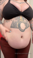 1065826777_these-gifs-are-making-me-horny-you-wanted-more-sucking-in_3.mp4