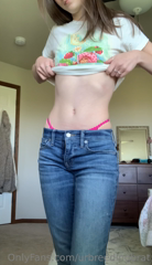 414014030_birthday-fit-check_0.m4v