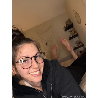 fansly-bvoenr073iw.png