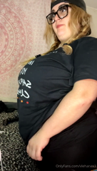 809506381_beer-bloat-last-night-were-at-15-out-of-60-now-in-the-st_0.mp4