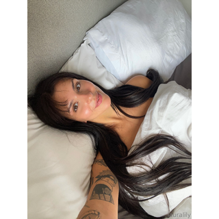 bambibrookss_1250671509_source.png