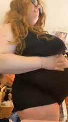 167096125_so-fat-and-full_1.mp4