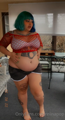 278782831_what-happens-when-i-stay-up-all-night-stuffing-my-belly-i-w_14.m4v