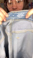 1627746315_where-do-you-like-seeing-my-clothes-the-tightest_0.mp4