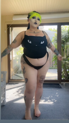 1085676457_clap-if-you-lust-for-goth-bbws-dont-worry-ill-still-be_2.mp4