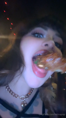 1547338493_me-and-bbwlayla-went-wild-yesterday-we-had-2-big-dinners_5.mp4