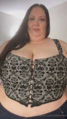 818192085_tell-me-how-good-i-look_0.m4v